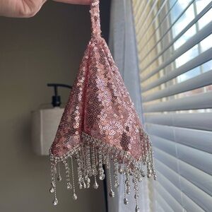 Mindil, Shamitë, Rupčići, Mendiller, Kinagece, kanaxhexh, halay, dabke, kafia